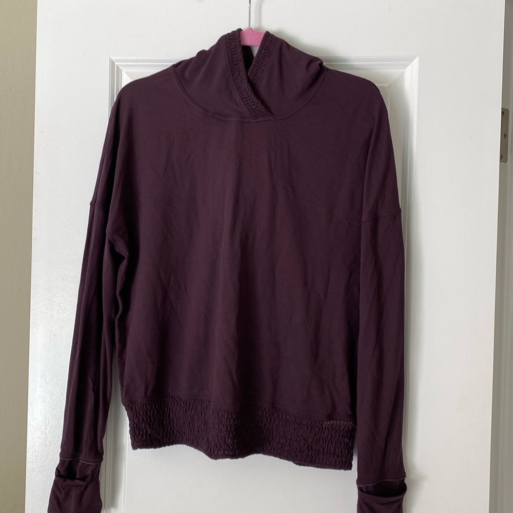 LuLuLemon Maroon hooded pull over size 8